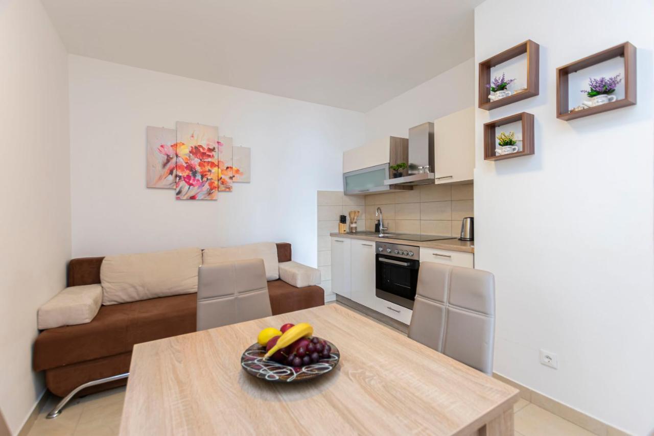 Apartments Beach Dream Мимице Экстерьер фото
